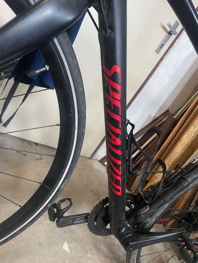 SPECIALIZED DIVERGE