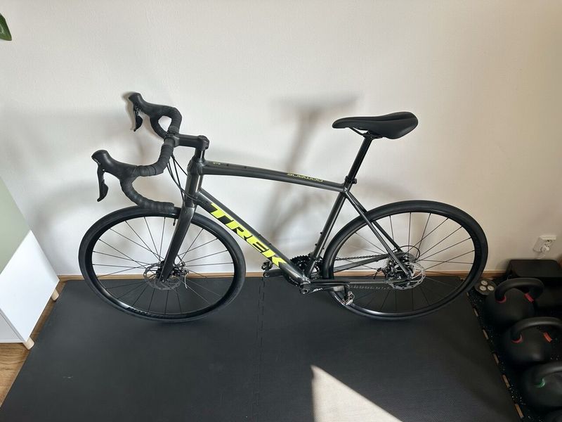 Trek Domane AL 3 Disc 58 (silniční kolo velikost L)