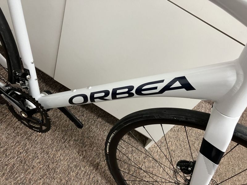 Nové silniční kolo Orbea 105/disc 