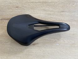 Sedlo Fizik Vento ARGO R3 150 mm