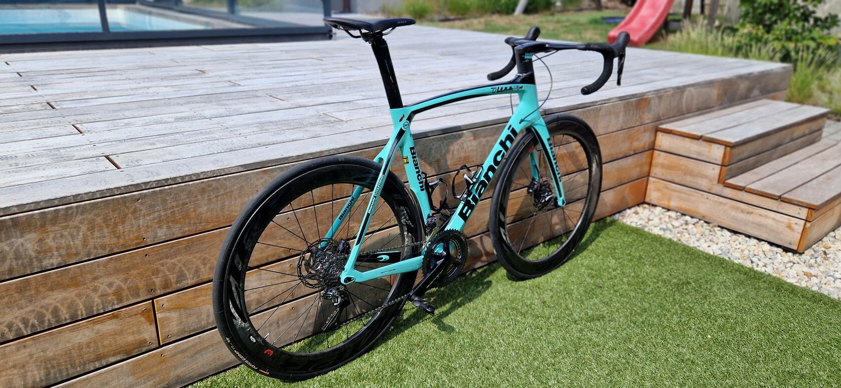 Prodám Bianchi OLTRE XR4 CV Disc vel.59 (183 - 188cm)