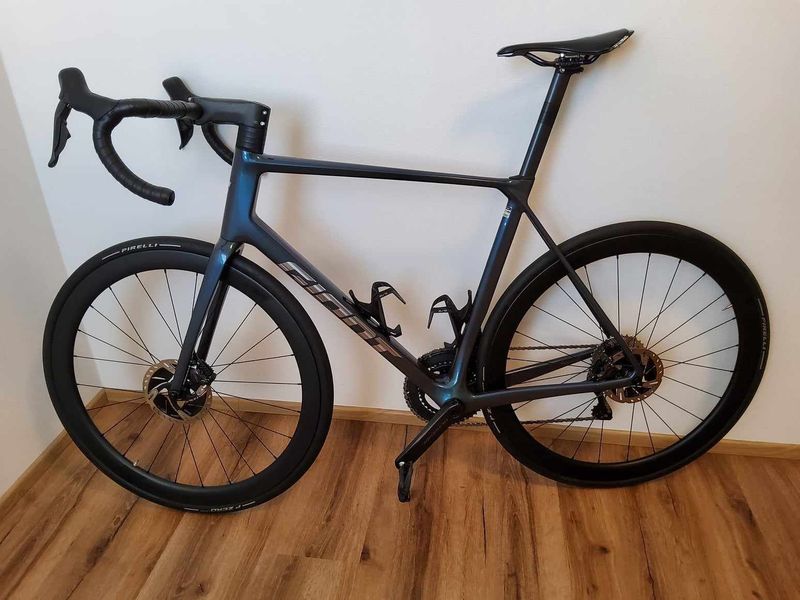 Giant TCR Advanced Pro 0 Di2, vel L., Top stav