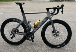 Canyon -aeroroad CF SL 8-disc