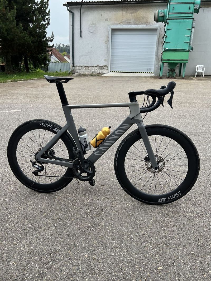 Canyon -aeroroad CF SL 8-disc