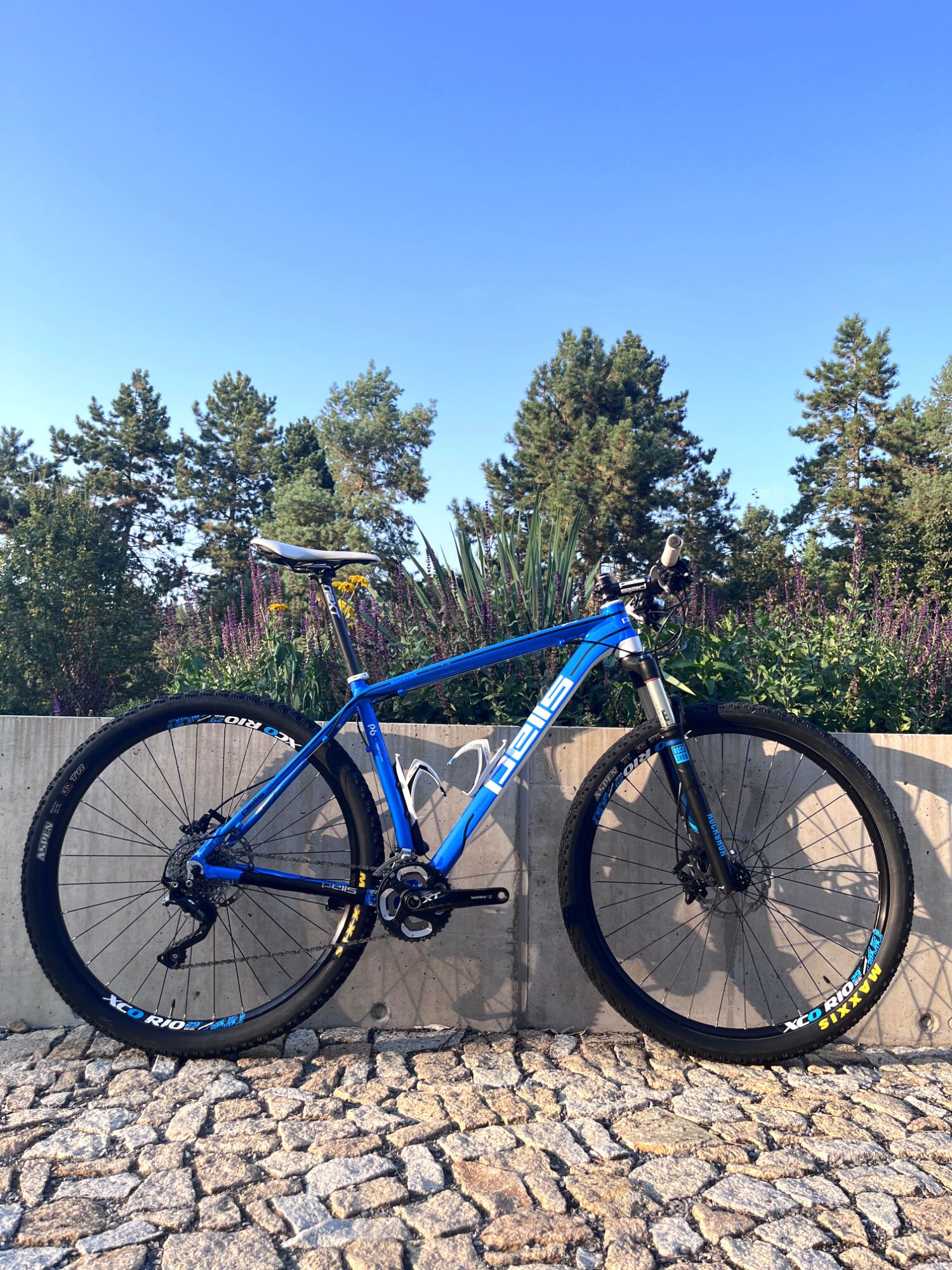 PELLS Razzer 29“ vel. L - sada SHIMANO XT + Rock Shox REBA RL + bezdušová kola MAXXIS ASPEN TR