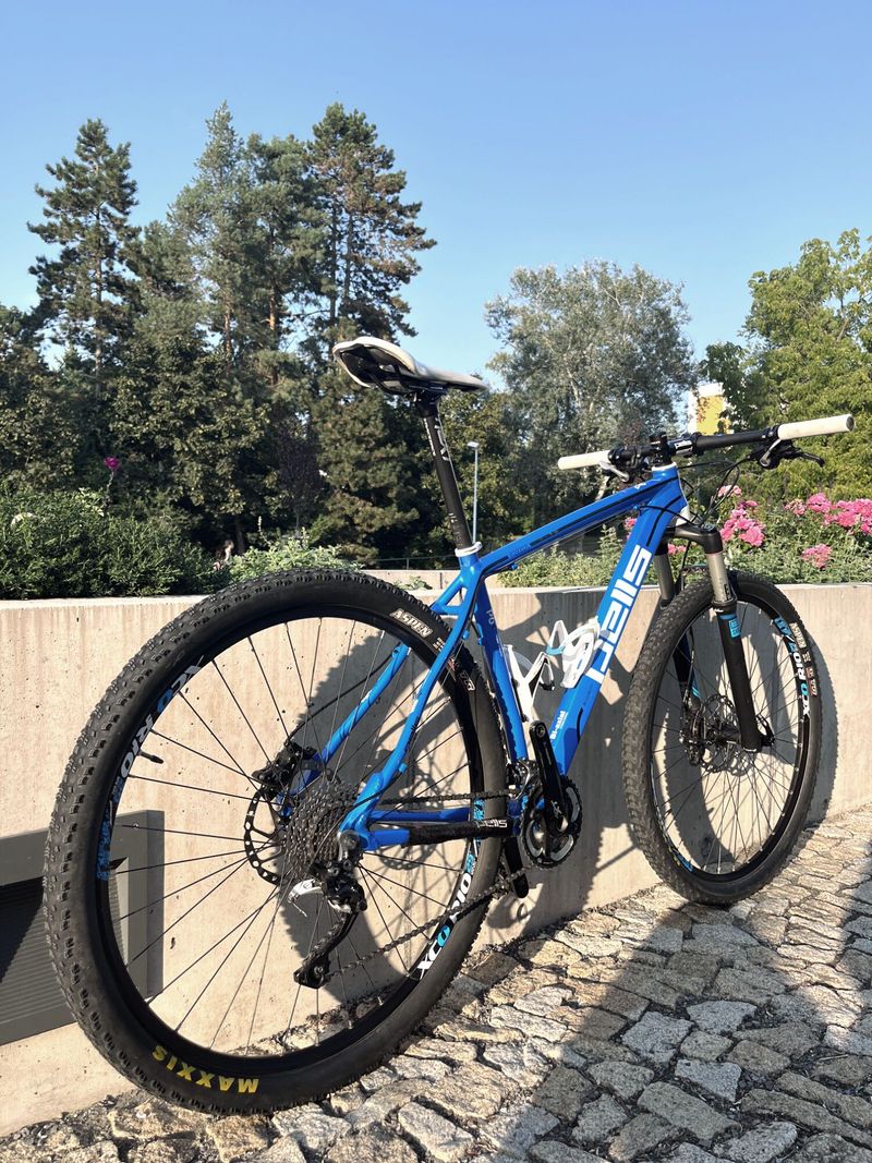 PELLS Razzer 29“ vel. L - sada SHIMANO XT + Rock Shox REBA RL + bezdušová kola MAXXIS ASPEN TR