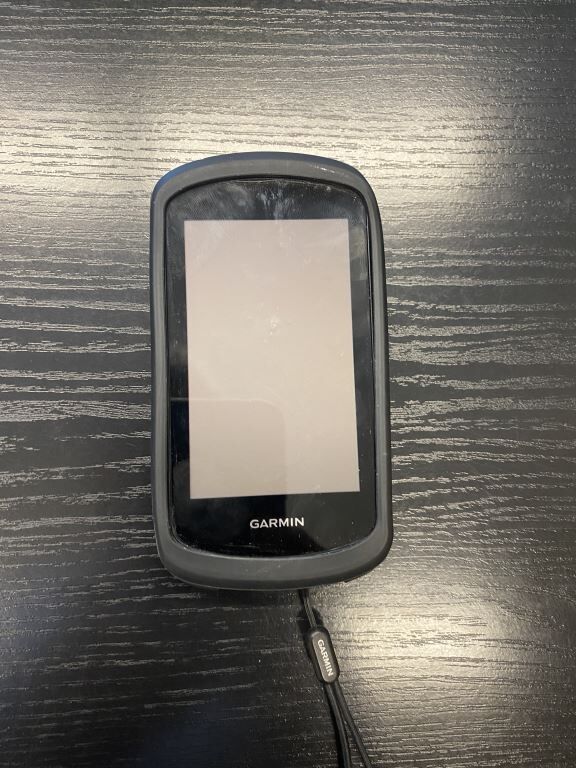 GARMIN EDGE 1040 včetně příslušenství (držák, pouzdro, kabel)