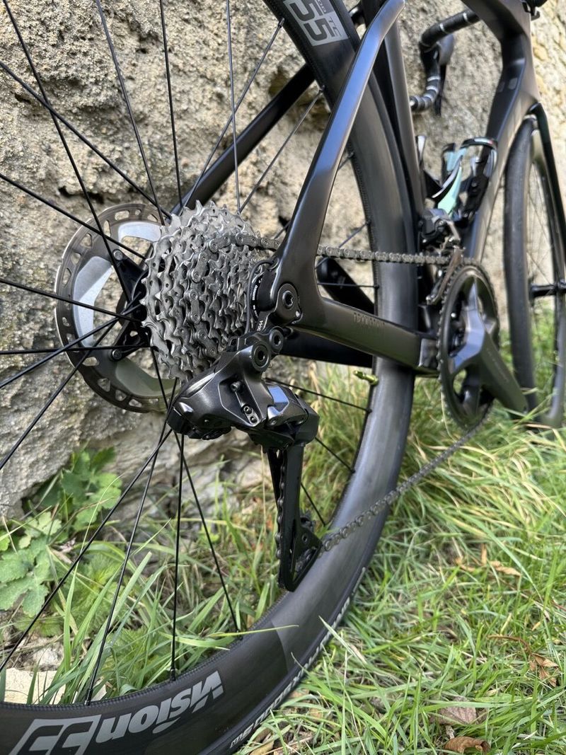 Fuji Transonic 1.3 velikost M/54 na Ultegra 2x12 DI2 , kliky 170mm, řídítka 400mm - záruka