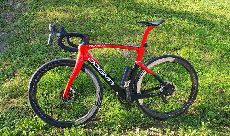 Pinarello Dogma F 