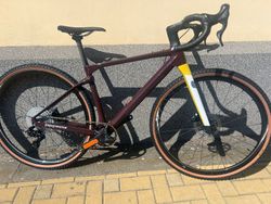 Nové Bmc URS 01 Three, Ekar