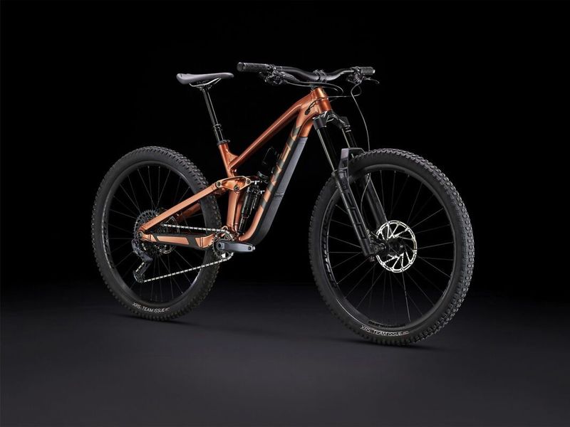 TREK Slash 8, vel. M/L a XL model 2023 - nové kolo Nové