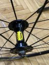 Mavic aksium race 700c kola