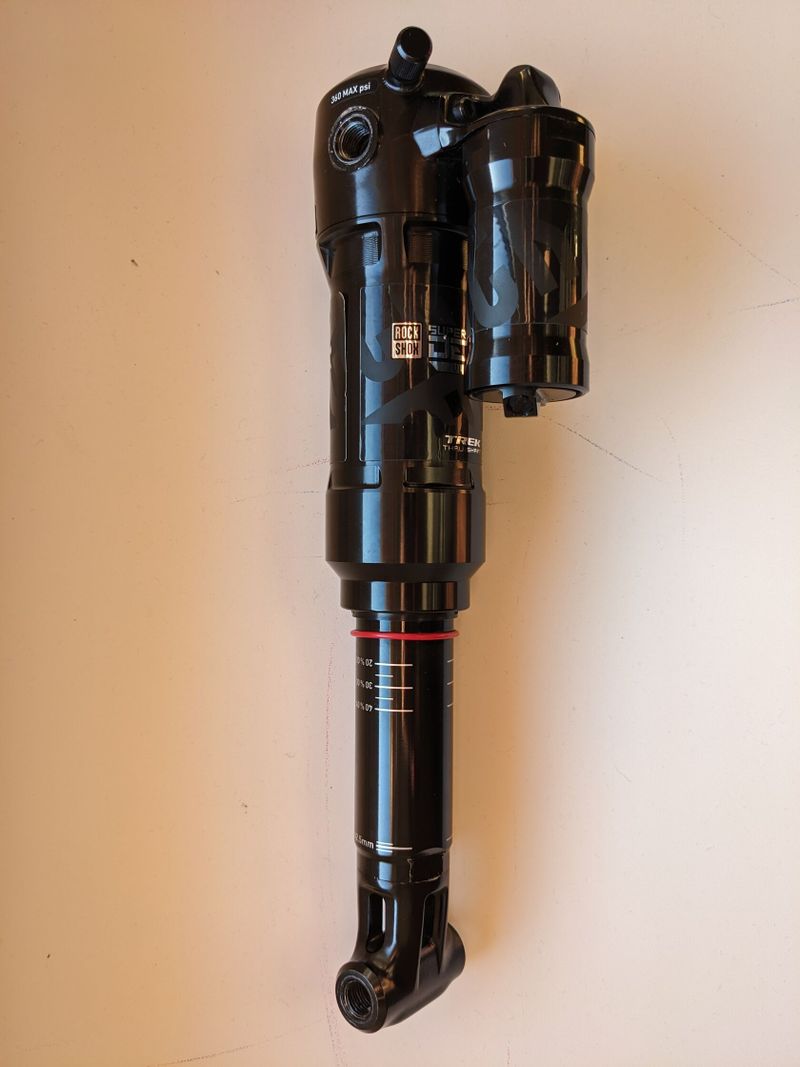 Rock Shox Super Deluxe ThruShaft RCT 230x62,5 mm C1 tlumič pro Trek Slash 2021+