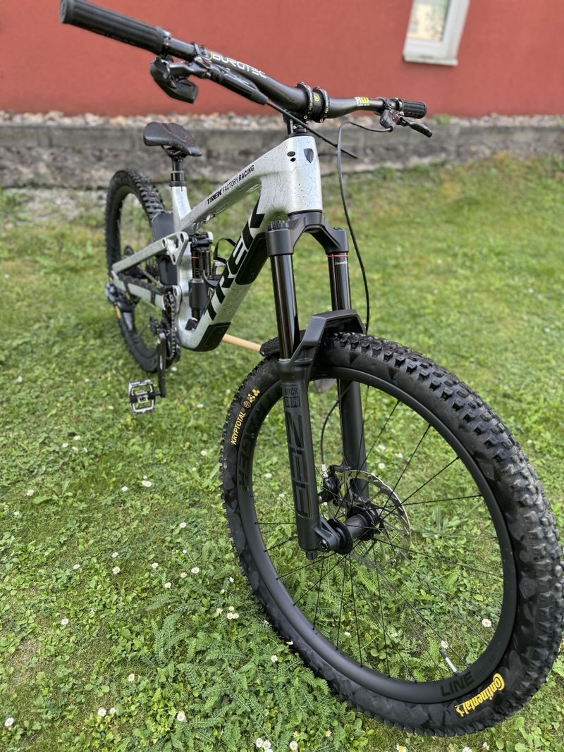 Trek Slash 9.8 sram 2024 vel. L MOŽNÁ VÝMĚNA