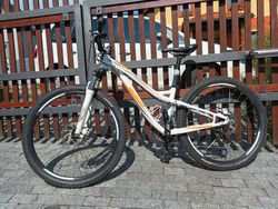 Dívčí horské kolo Specialized 26 palců