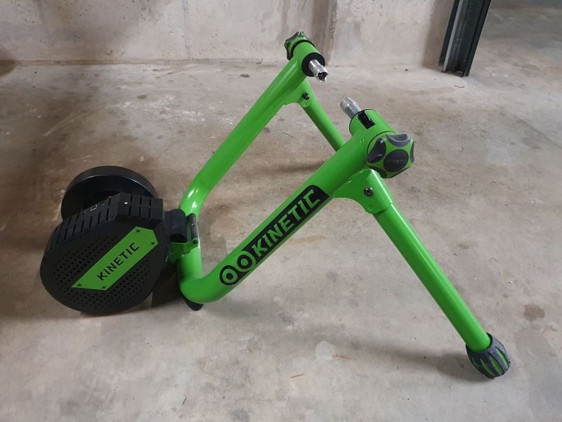 Kinetic Road Machine Smart Control T6100