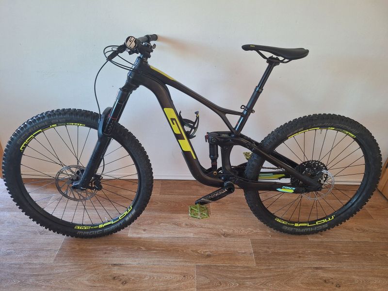 GT Force Carbon Expert 27.5