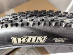 Plášť Maxxis Ikon 29x2.2 WTB Ranger 29x2.0