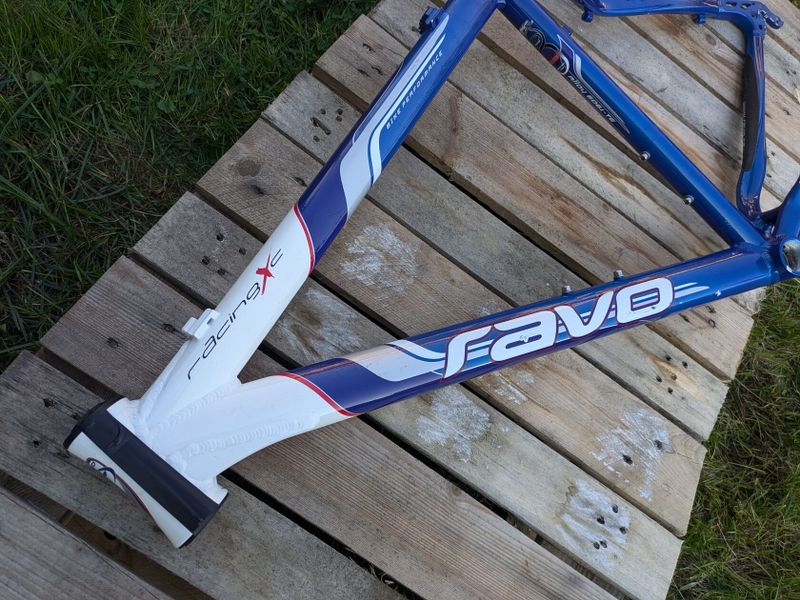 rám Ravo Racing XC 19"