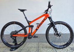 Horské kolo Trek Slash 9.8 Carbon 29″