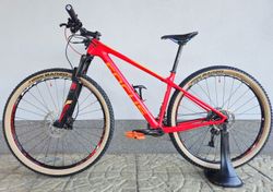 Horské kolo Focus Raven Lite Carbon 29″