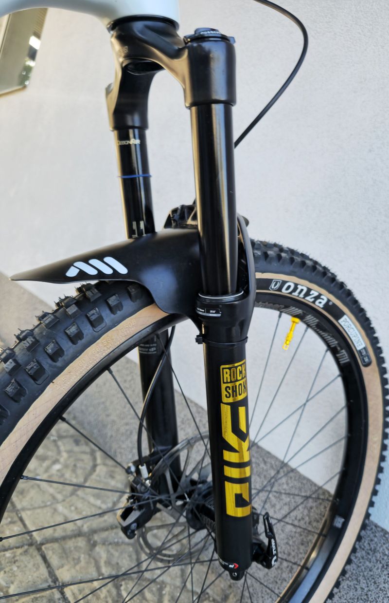 Horské kolo YT Jeffsy CF Pro Carbon 27.5″