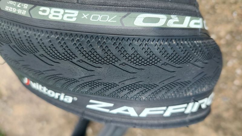 Vittoria Zaffiro Pro 28C kevlar