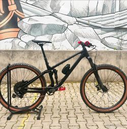 AKCE SLEVA NORCO FLUID FS 4 Black 29 vel. L