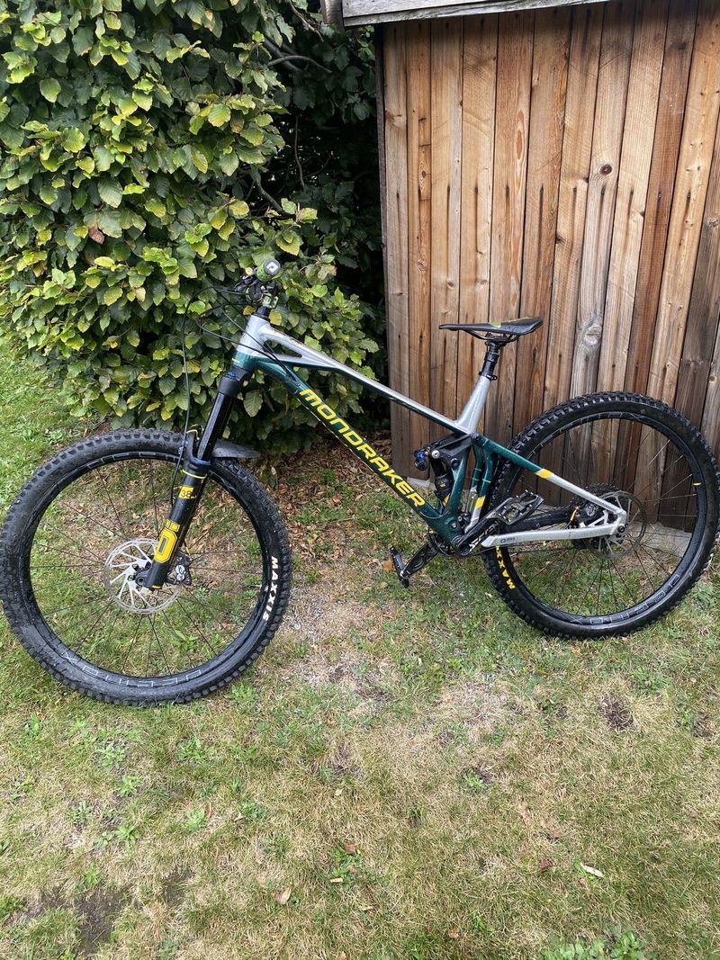 Mondraker superfoxy R