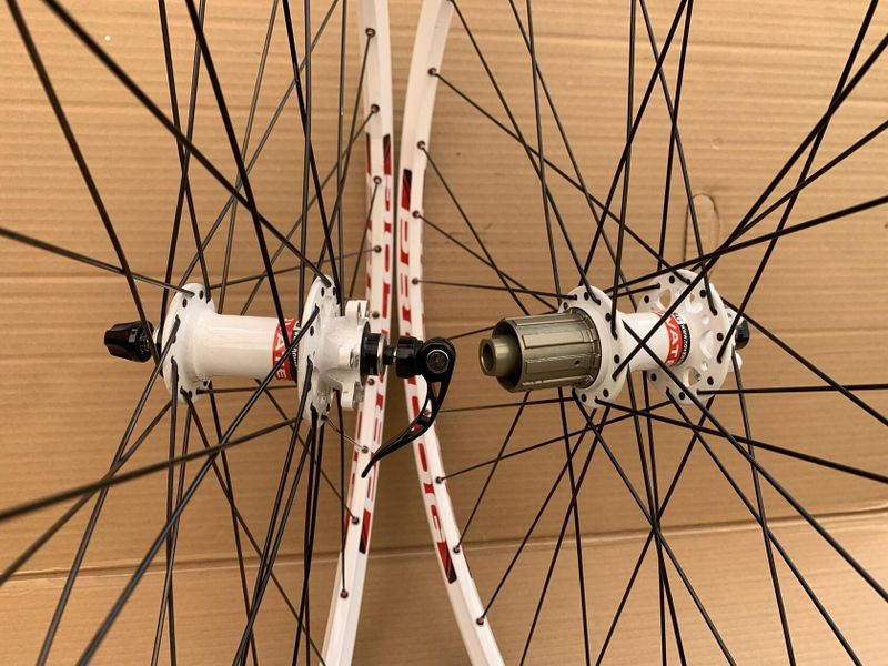 Kola REMERX XCO Rio 29, NOVATEC 711+772 - 1850g