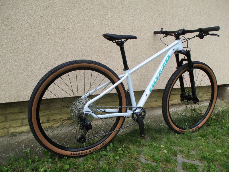 Nové 29" kolo ROZZO Grace 30, vzduchová vidlice Rock Shox Judy,Shimano SLX/Deore 1x12, pevné osy