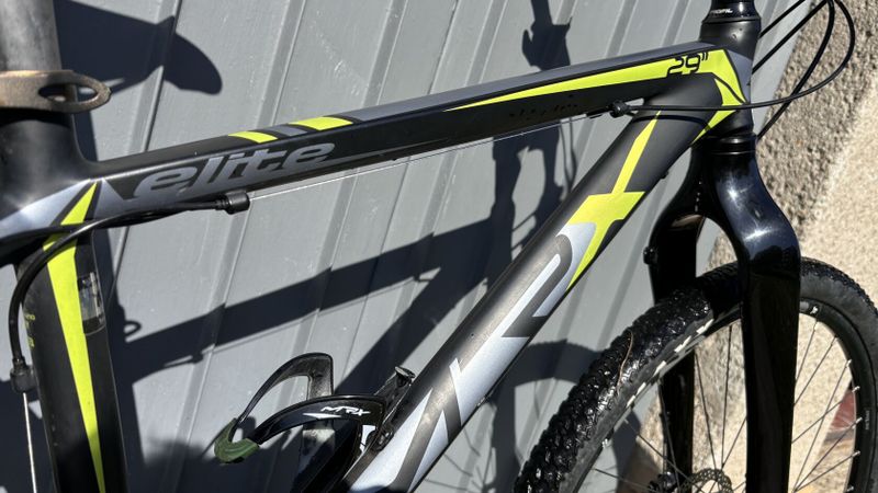 Horské kolo MRX ELITE 29" KARBON VIDLICE, SHIMANO DEORE 