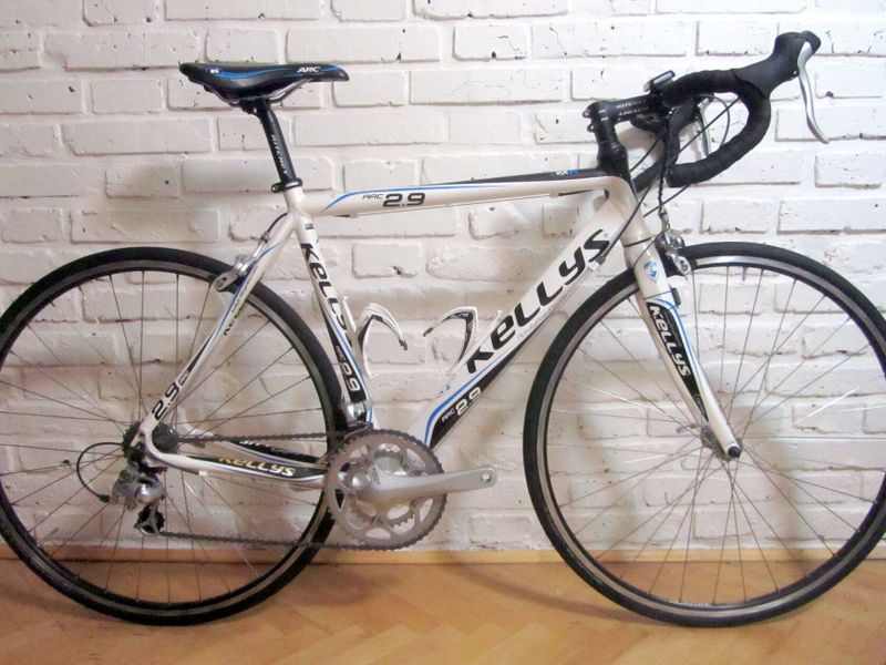 KELLYS ARC 2.9 na Shimano SORA. vel S. Stav nového kola.