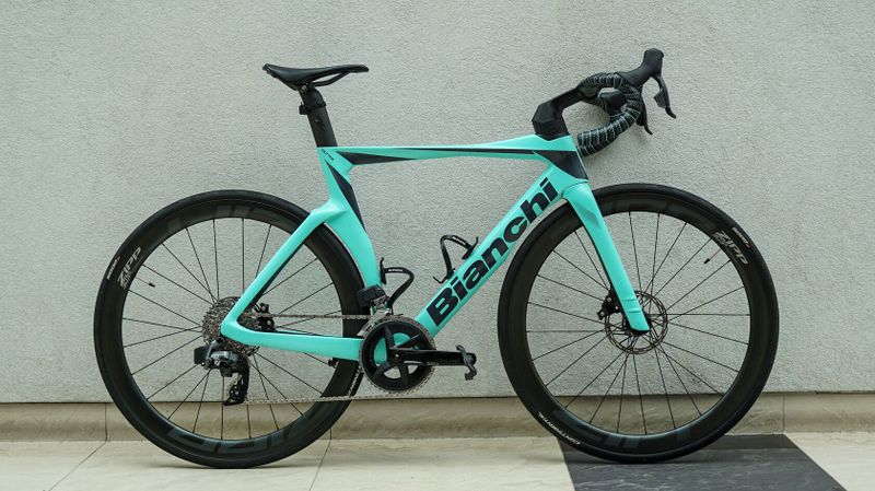 Bianchi Oltre COMP / Zipp / Rival AXS vel.55cm