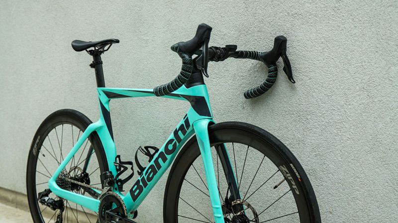 Bianchi Oltre COMP / Zipp / Rival AXS