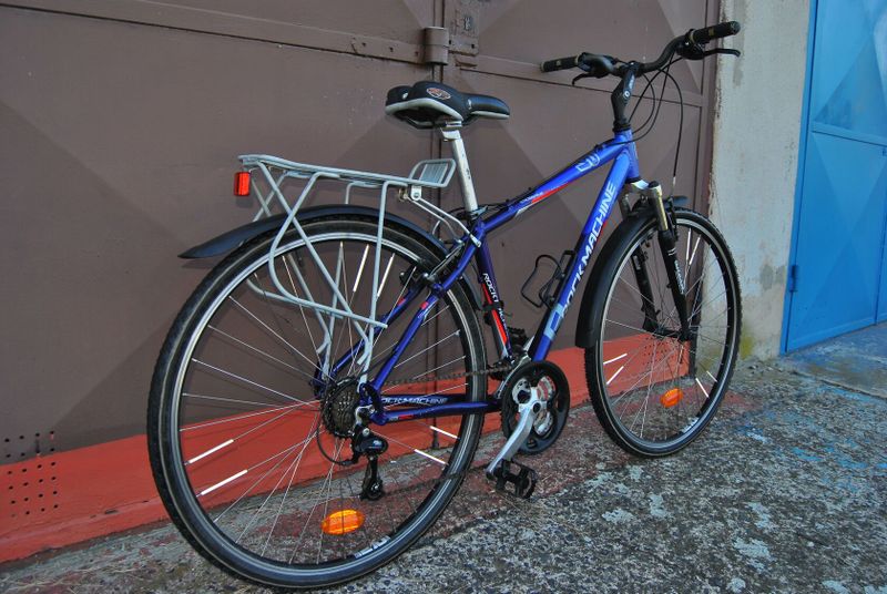 17" Trekové kolo RockMachine Crossride 350