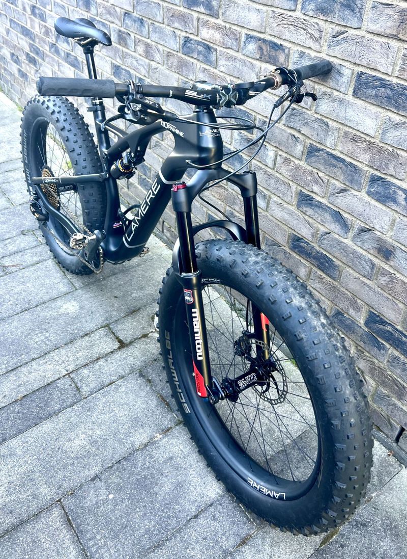 Fat bike LaMere - 13,9 Kg. Americká, karbonová, celoodpružená garážovka z Minnesoty.