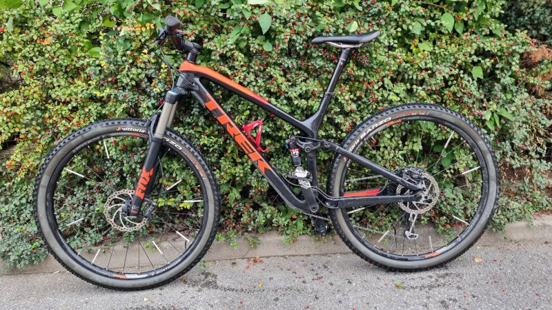 HORSKÉ KOLO TREK Fuel EX 9.7 karbon, 29´´