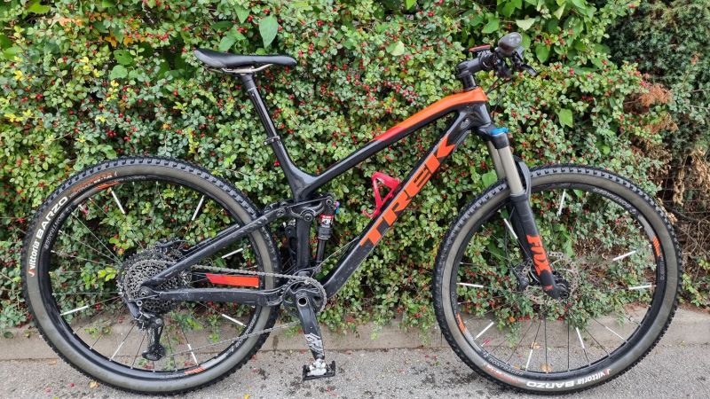 HORSKÉ KOLO TREK Fuel EX 9.7 karbon, 29´´