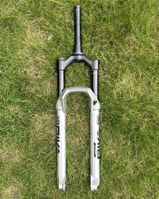 Prodám Rockshox Pike Ultimate 140 mm Charger 3.0