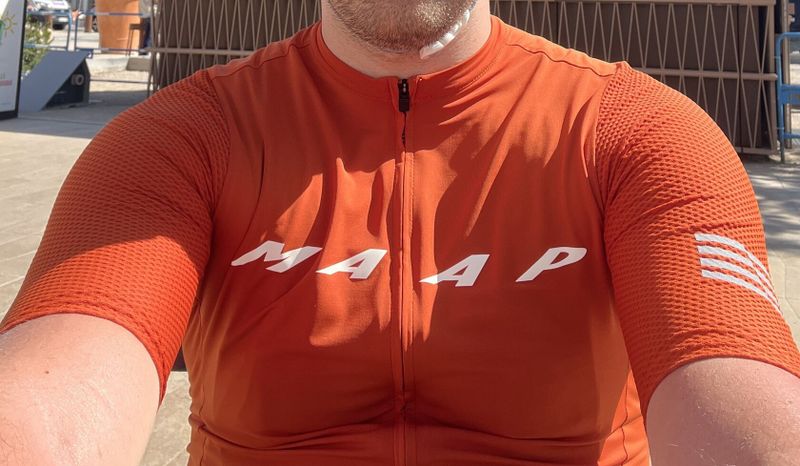 Zánovní cyklistický dres MAAP Evade Pro Base Jersey - brick, velikost L