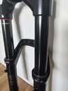 Prodam vidlici Rockshox Pike Debon Air 29" 140mm - sundano z noveho kola, najeto 100km.