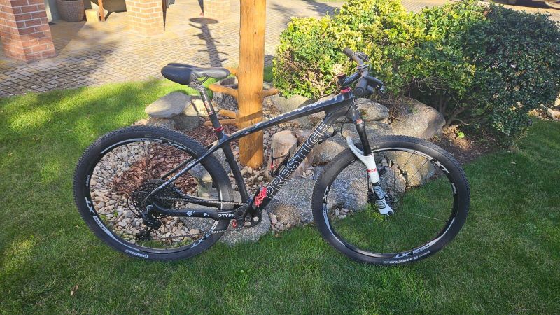 29 er Prestige karbon HT - vel M