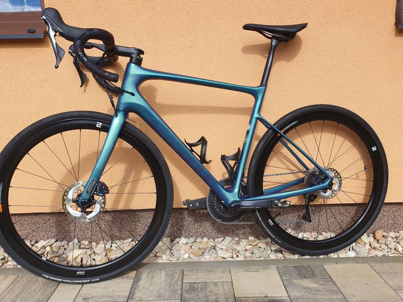 Prodám krásné kolo Giant Defy 