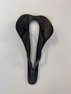 Selle Italia SLR C-59 karbon SuperFlow sedlo černé