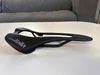 Selle Italia SLR C-59 karbon SuperFlow sedlo černé