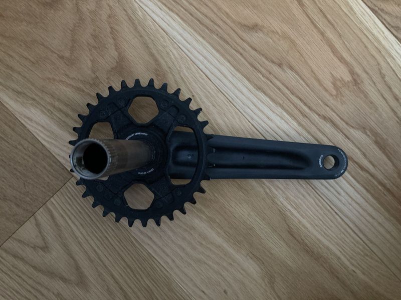 Klika Shimano DEORE FC-M6100 175 mm s převodníkem 32z (nová)