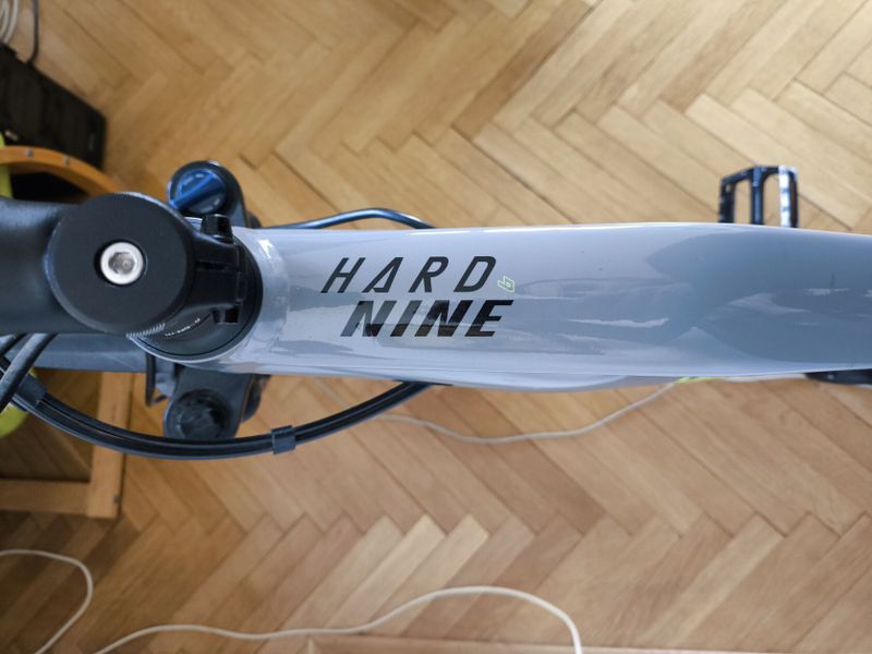 Prodám Haibike HardNine 6 2022, používané necelé 4 měsíce