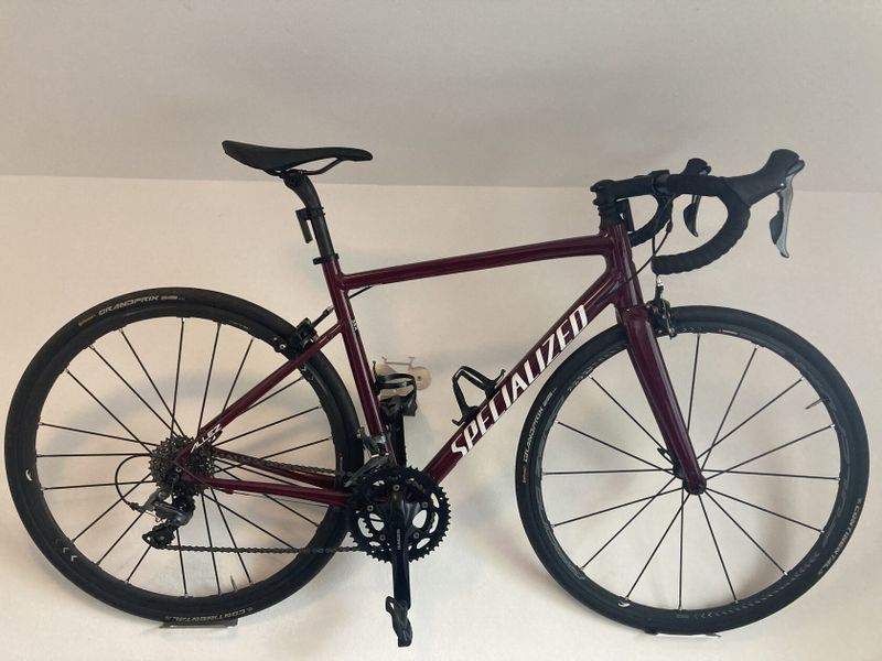 Dámské silniční kolo Specialized allez