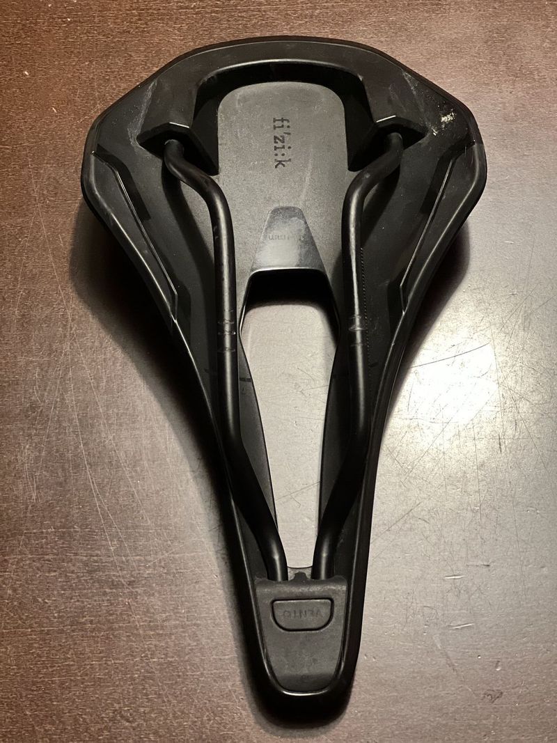 Sedlo Fizik Vento Argo R5 140